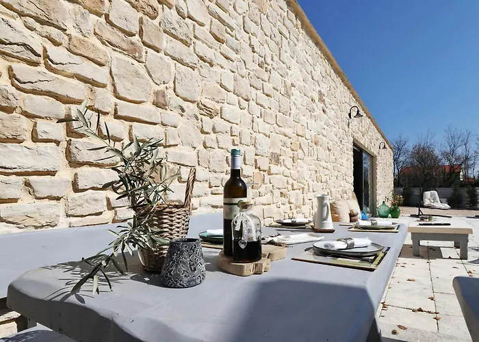 House Legacy Zadar Villa *